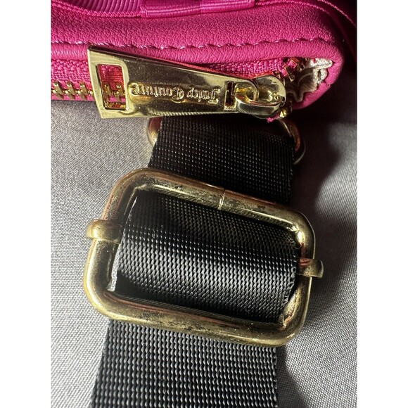 Juicy Couture Pink Crossbody Bag Leather Look Heart Charm Gold Designer Purse - Picture 4 of 7